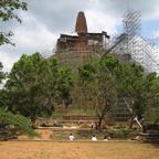 19_Abayagiri_Stupa