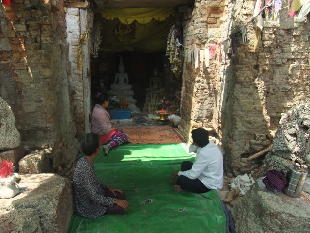 Loading Image